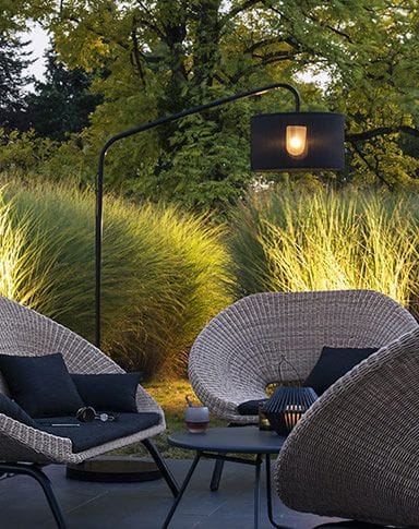 lampadaire extérieur salon de jardin