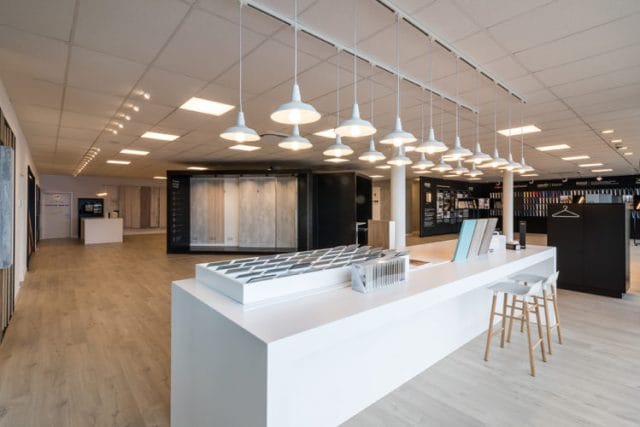 showroom intelligent